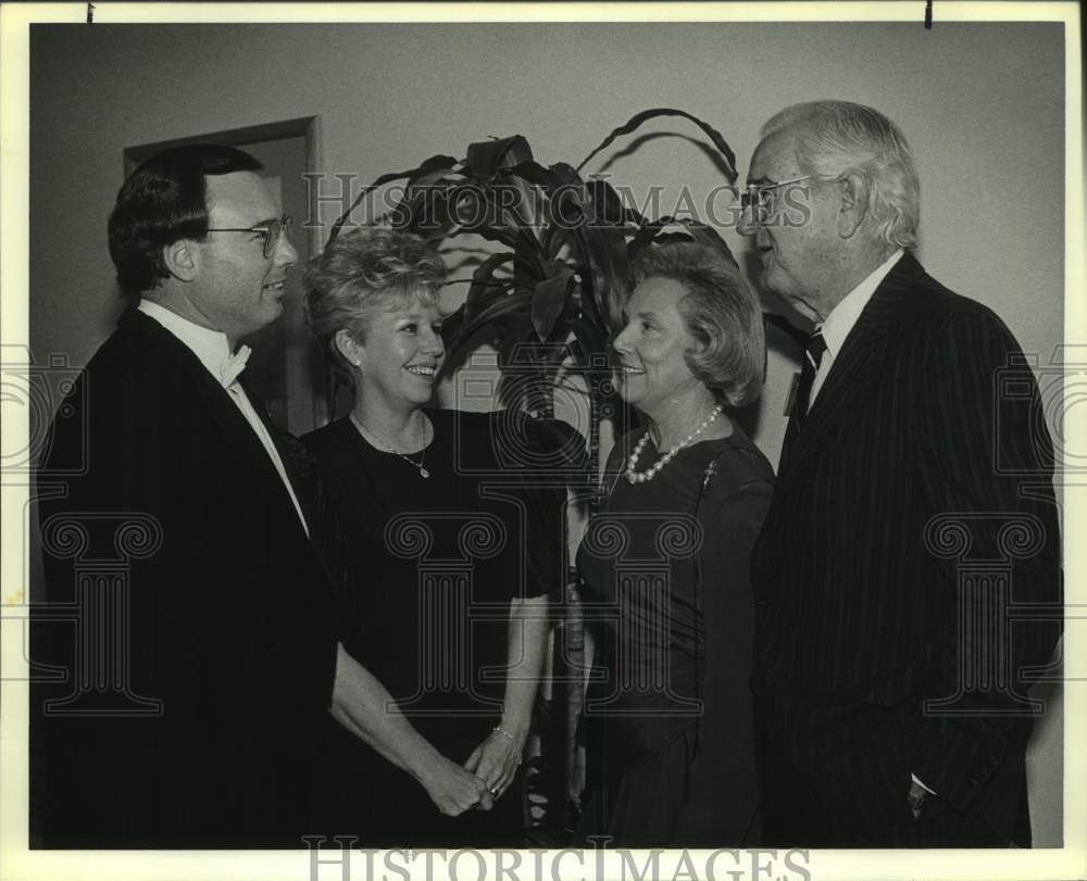 1989 Press Photo Tom &amp; Nancy Loeffler &amp; Nelli &amp; John Connally at Reception- Historic Images