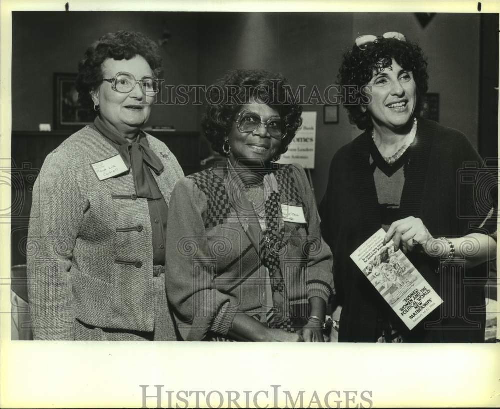 1985 Press Photo Lila Cockrell, Daisy L. Davis &amp; Lynn Cutler, VIP Reception- Historic Images