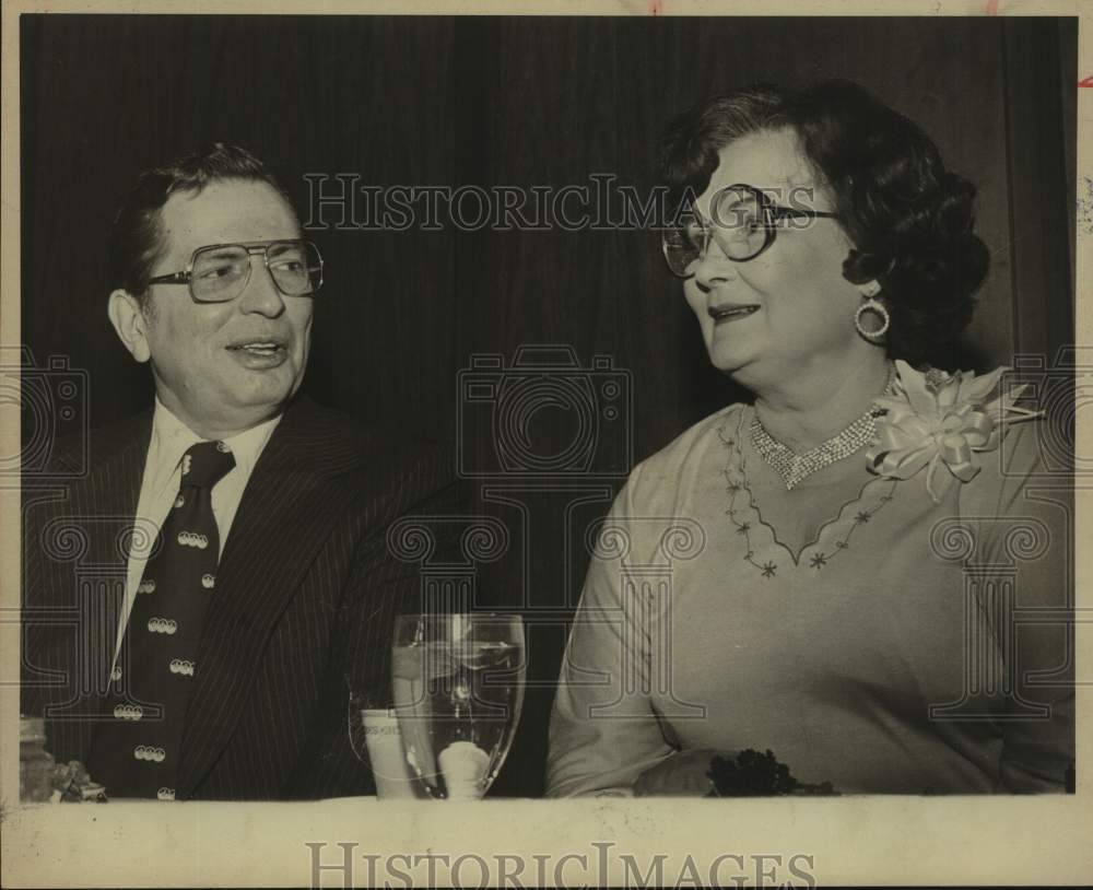 1979 Press Photo San Antonio Mayor Lila Cockrell Dines with Unidentified Man- Historic Images