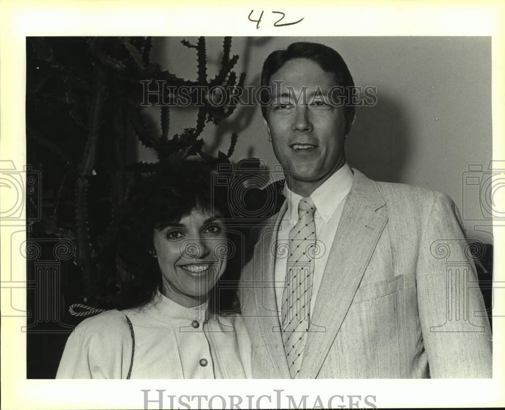 1987 Press Photo Cindy &amp; Rush Cone at Cattle Barons Gala Committee Meeting- Historic Images