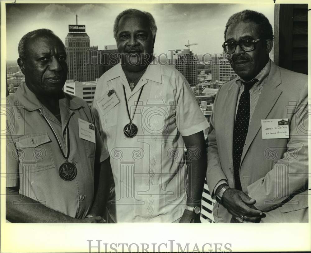 1986 Press Photo Colonels Milford Vaughn &amp; Roy W. Burley &amp; Dr. James DeClue- Historic Images