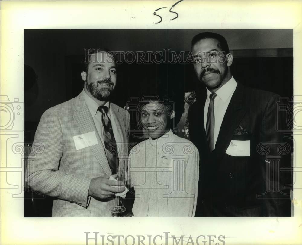 1986 Press Photo Jim Deegear, Dr. Linda Hall &amp; Dr. Bernard Harris, San Antonio- Historic Images