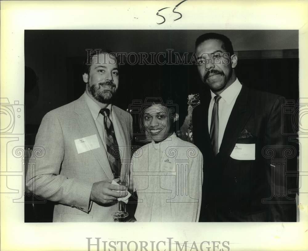 1986 Press Photo Jim Deegear, Dr. Linda Hall & Dr. Bernard Harris, San Antonio- Historic Images