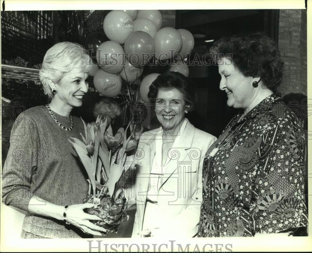 1990 Press Photo Shirley Crews, Lillian O&#39;Brien &amp; Barbara Burleson, San Antonio- Historic Images