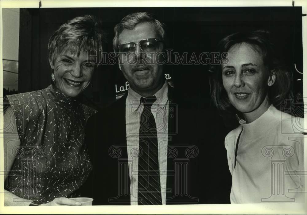 1987 Press Photo Kathy Connelly, Larry Copeland & Carole Smith at Reception- Historic Images