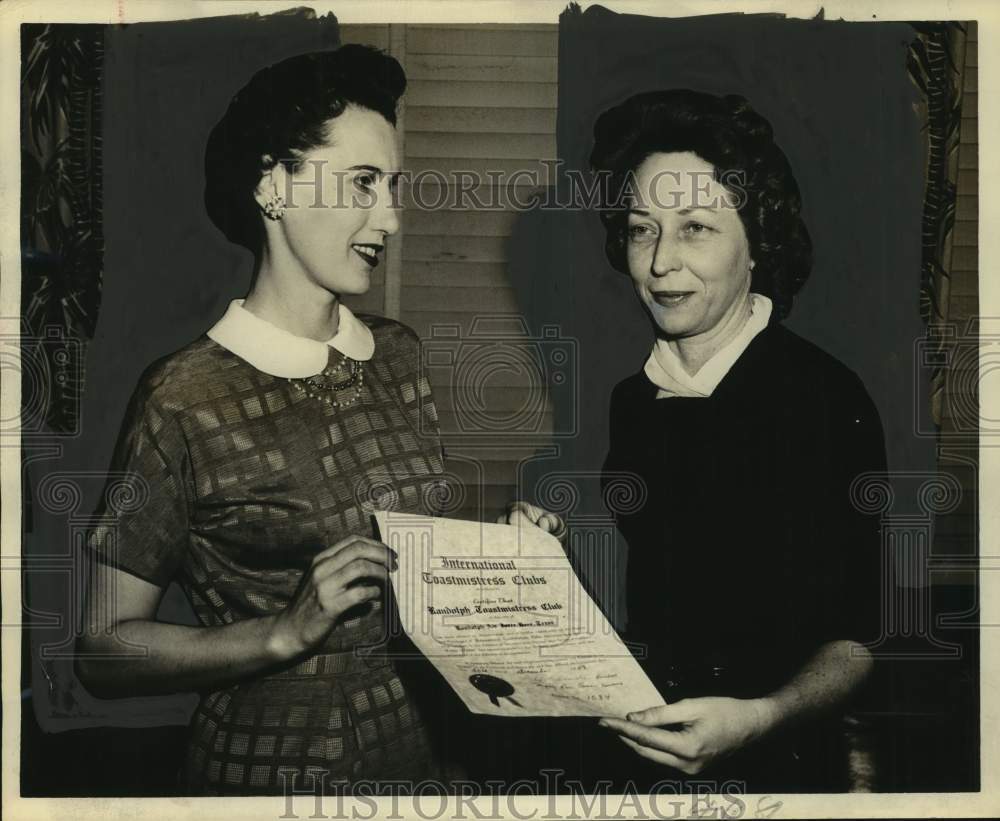 1960 Press Photo Mrs. R.H. Cleavland &amp; Mrs. A.L. Copeland, Toastmistress Club- Historic Images