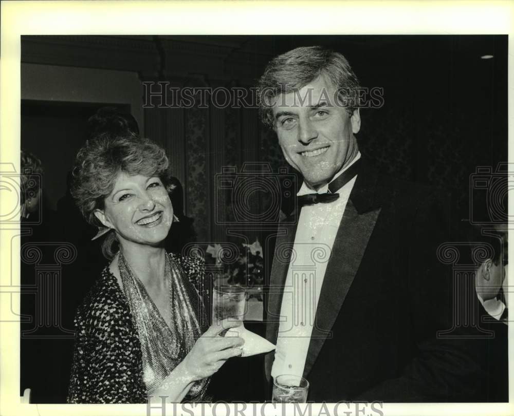 1986 Press Photo Susan Wenniger & Jack Collins at San Antonio Country Club- Historic Images