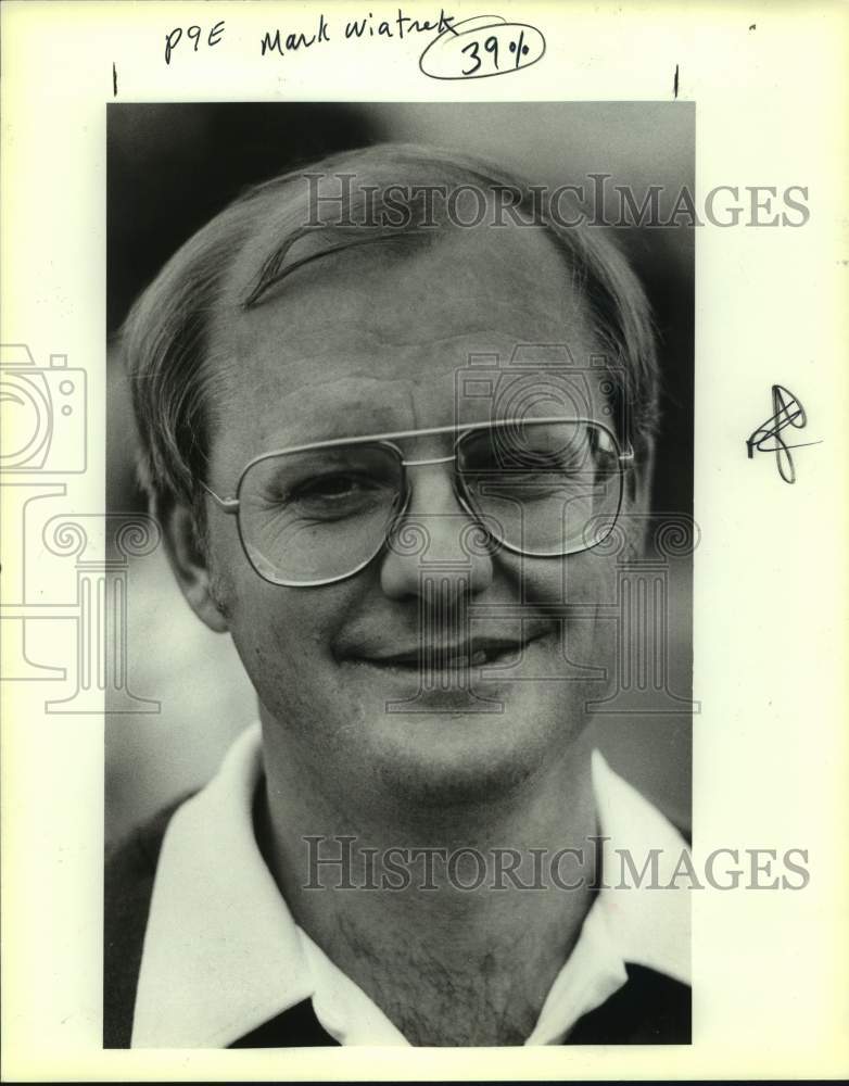 1986 Press Photo La Vernia High School Coach Mark Wiatrek - sas19978- Historic Images