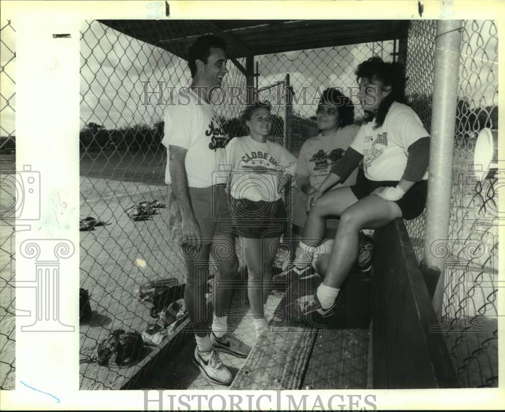 Press Photo St. Mary&#39;s Unversity Softball Coach &amp; Players in Dugout at Practice- Historic Images