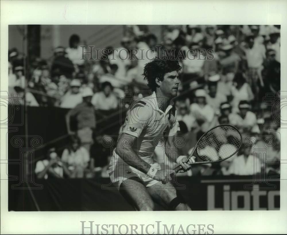 1985 Press Photo Tennis Player Tim Mayotte on Court During Match Play- Historic Images