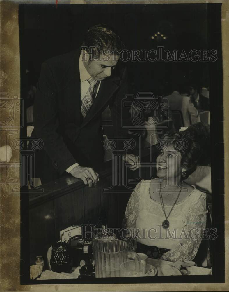 1978 Press Photo Roy &amp; Gloria Curiel at Restaurant - sas21214- Historic Images