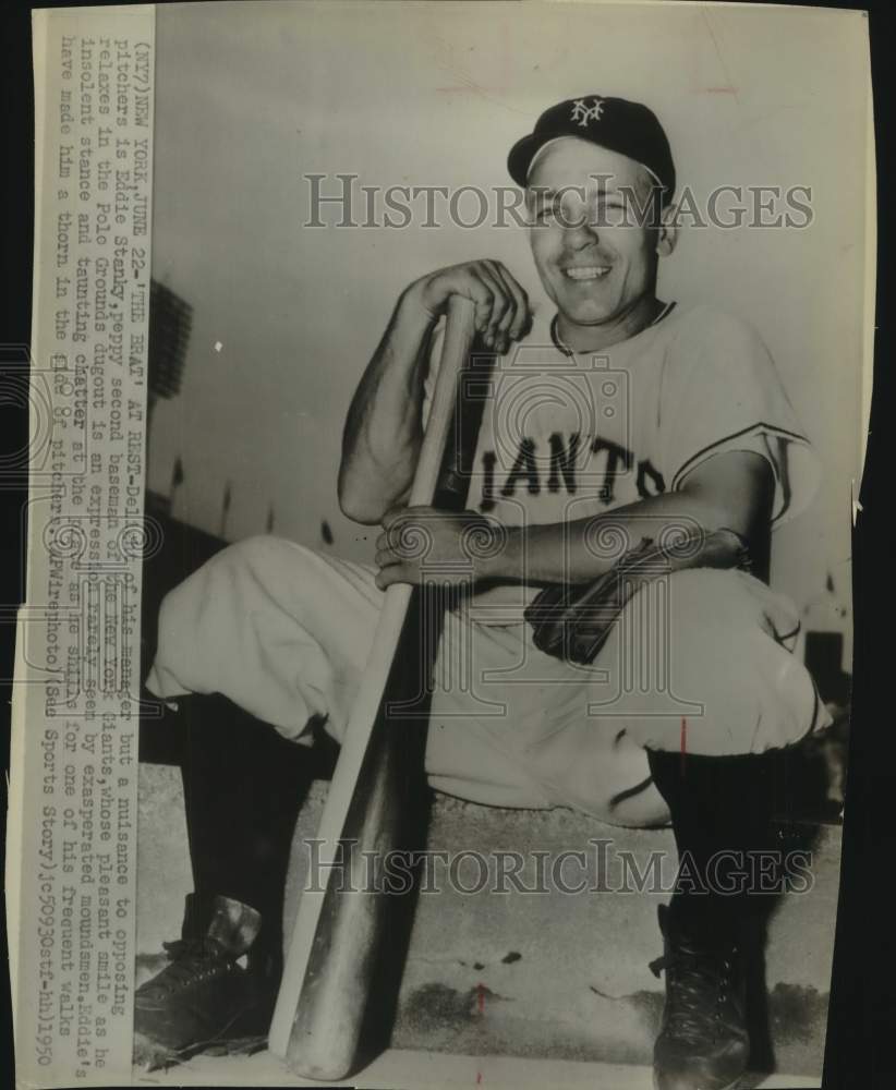 1950 Press Photo New York Giants Baseball Player Eddie Stanky In Dugout With Bat- Historic Images