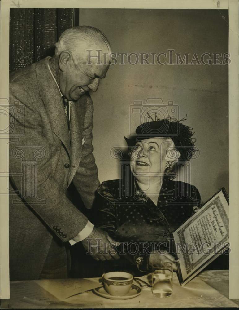 1951 Press Photo Baseball Player Tris Speaker Shows Wife Award - sas21663- Historic Images