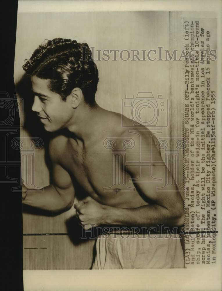 1955 Press Photo Boxer Raul (Paton) Macias Poses in Fighting Stance, Los Angeles- Historic Images