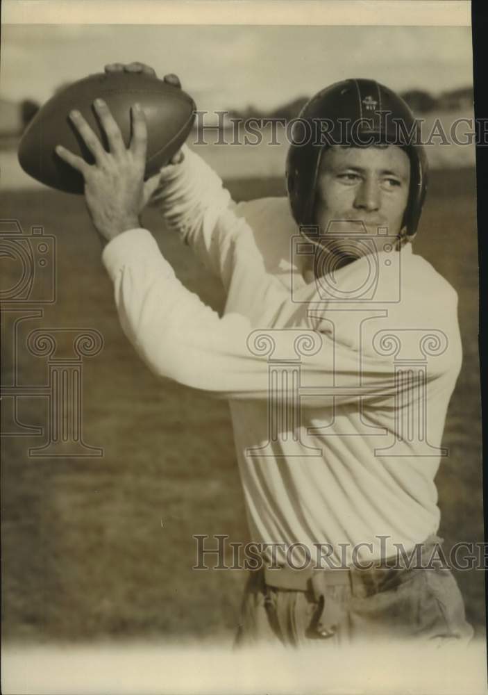 Press Photo T.C.W. Football Player Jim Lucas In Throwing Pose - sas21812- Historic Images