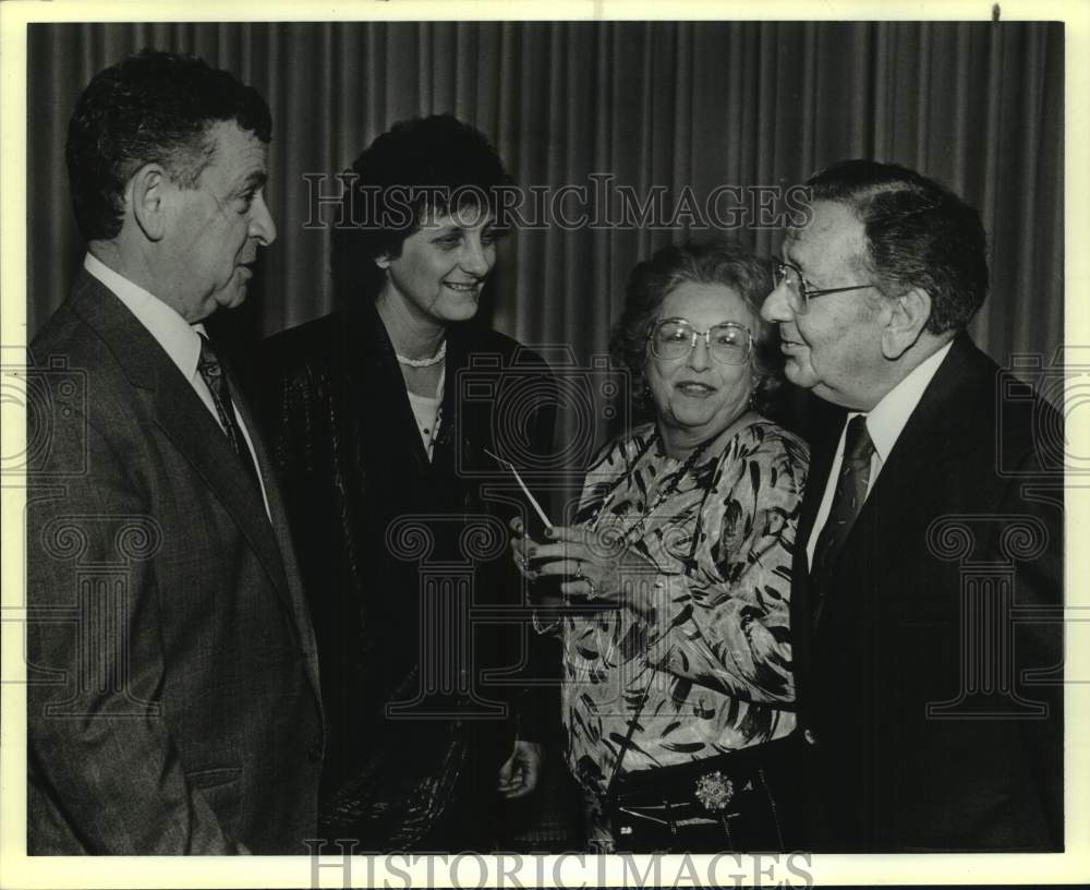 1988 Press Photo San Antonio Hadassah Donors Dinner Cocktail Reception Attendees- Historic Images