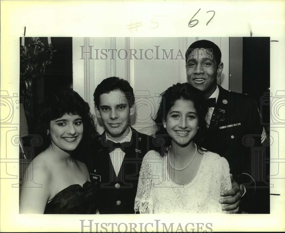 1987 Press Photo Texas Military Institute Dance Attendees at St. Anthony Hotel- Historic Images