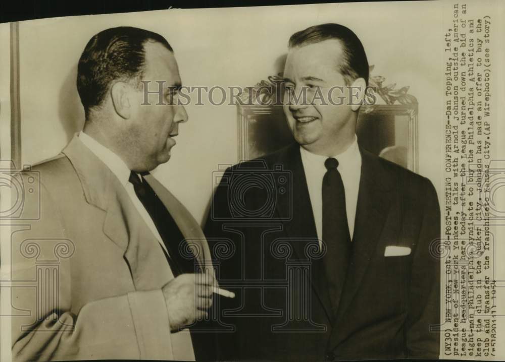1954 Press Photo New York Yankees Baseball President & Prospective Team Owner- Historic Images