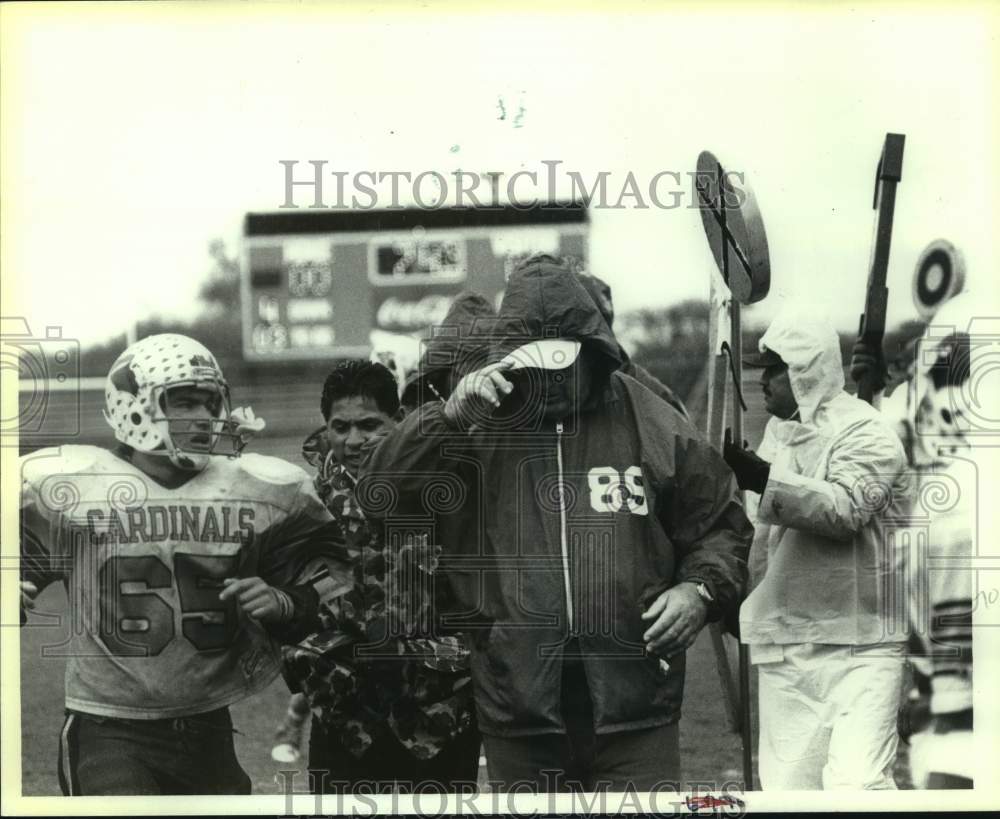 Press Photo Harlingen High Football Coach Jesse Longhoter & Player Delfino Diaz- Historic Images