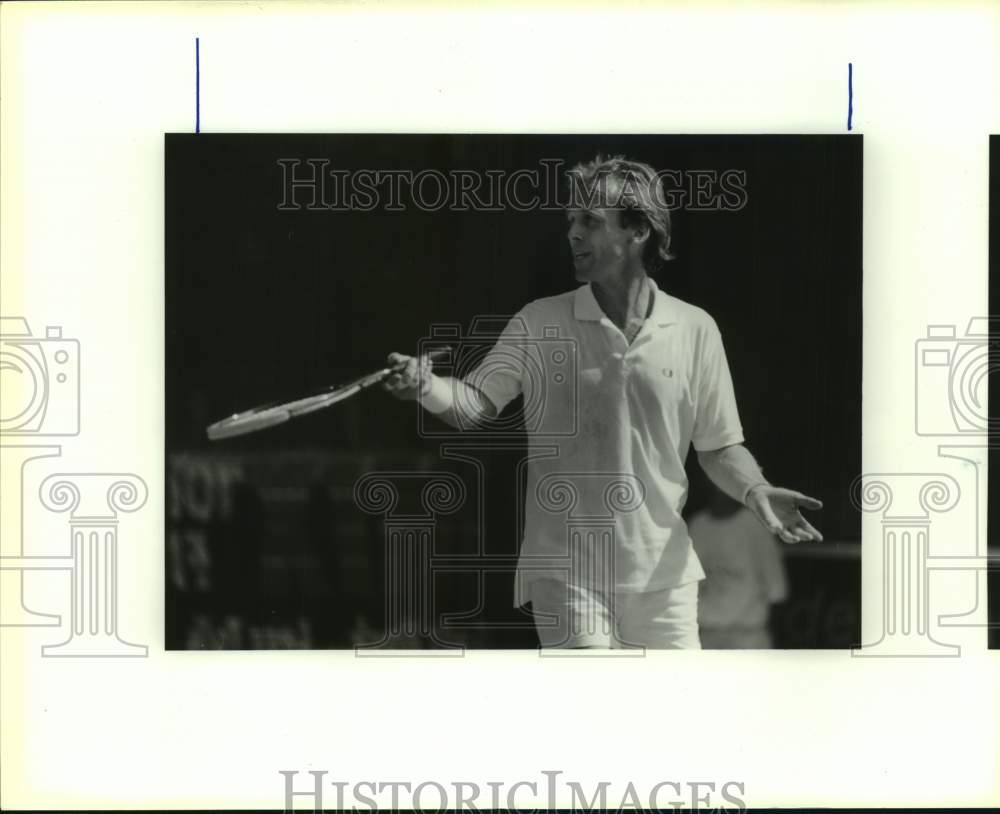 1990 Press Photo Tennis Player John Lloyd at Grand Champions at the Dominion- Historic Images