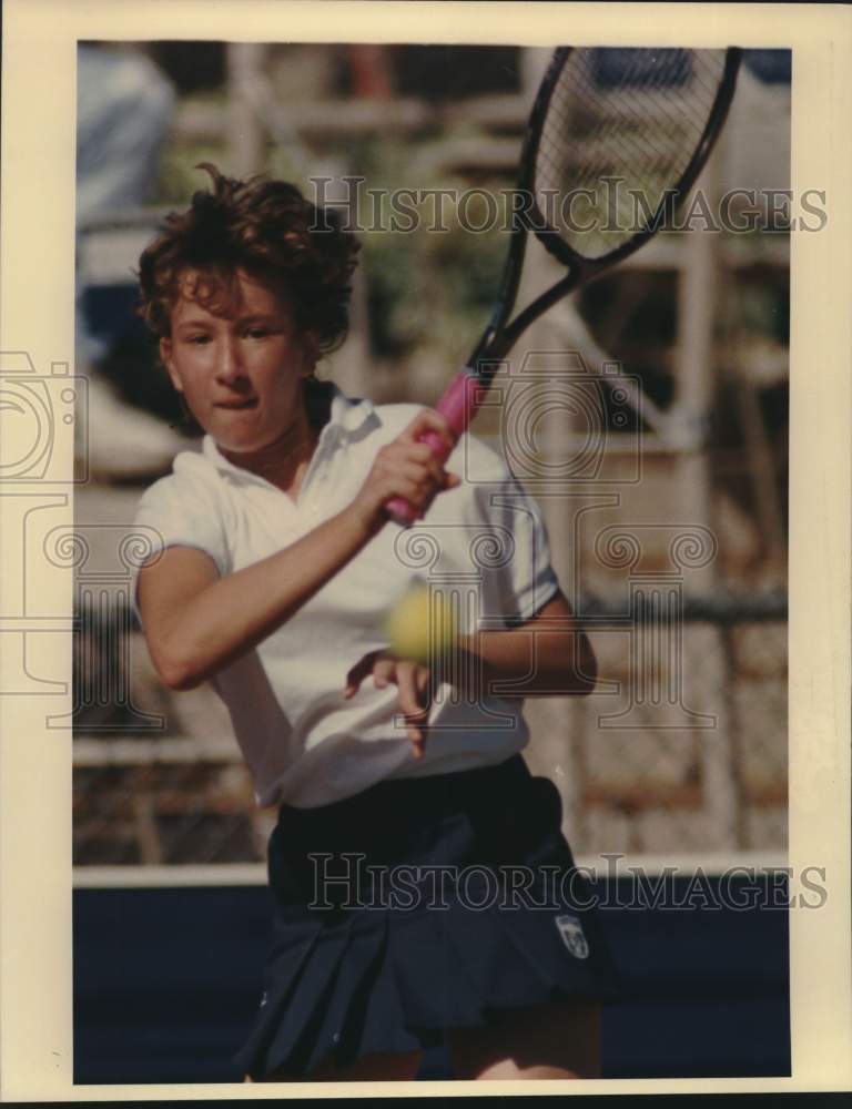 1988 Press Photo Tennis Player Natalia Zvereva Returns Shot - sas22688- Historic Images