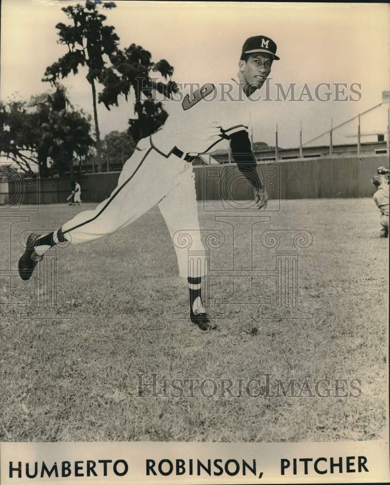 Press Photo Baseball Player Humberto Robinson - sas22812- Historic Images