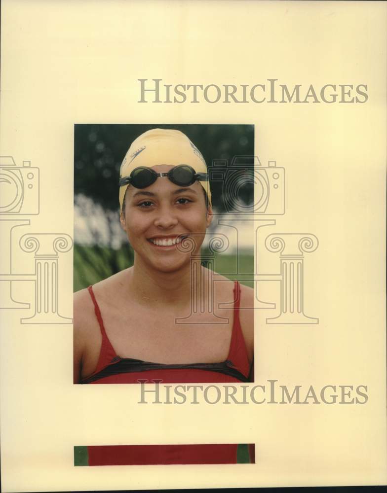 1993 Press Photo Swimmer Jennifer Banda at Northside Aquatic Center - sas23009- Historic Images