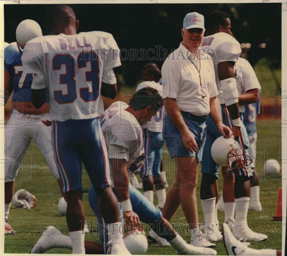 1990 Press Photo Houston Oilers Football Coach Jack Pardee at Practice ...