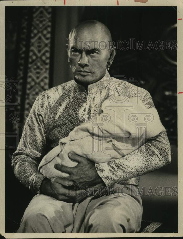 Press Photo Actor Yul Brynner - sax01444- Historic Images