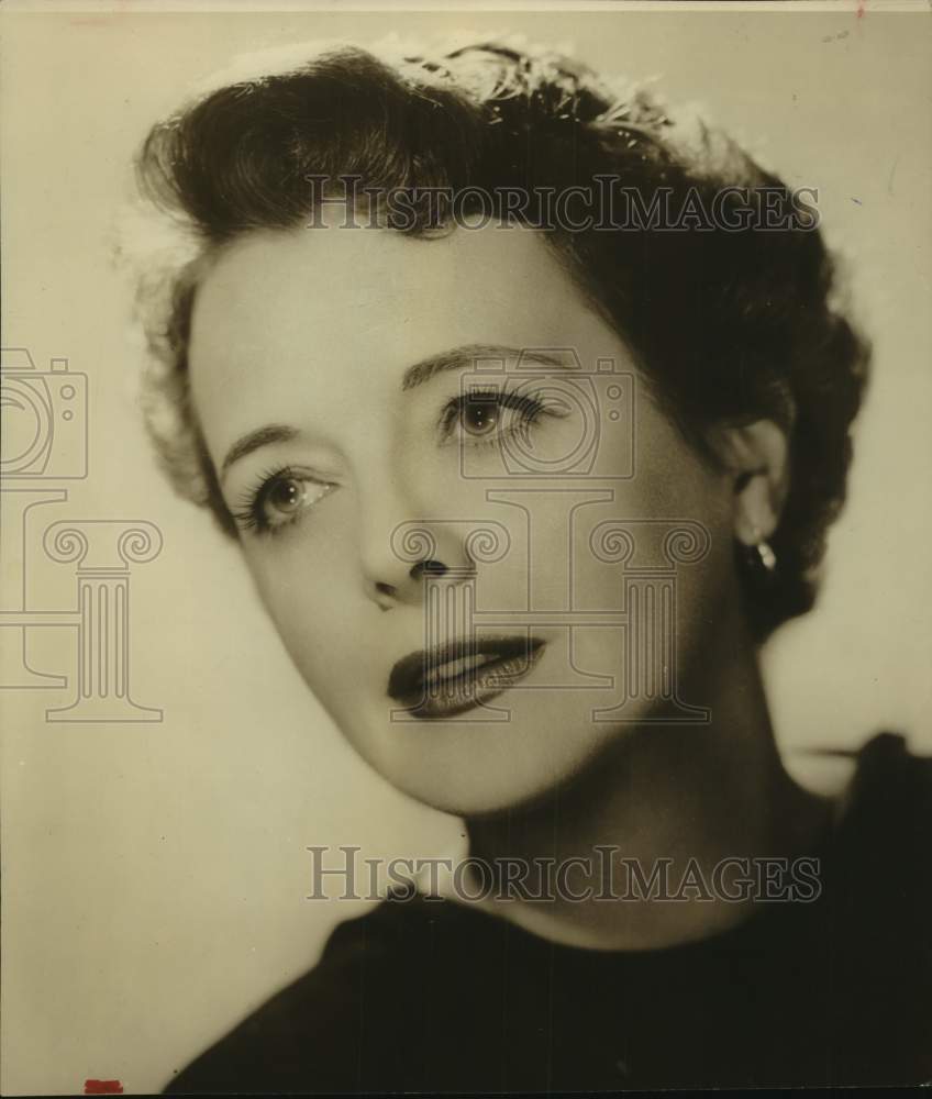 1957 Press Photo Actress Mary Astor - sax01711- Historic Images