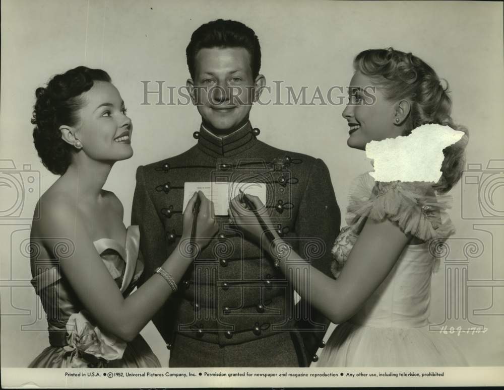 1952 Press Photo Actors Lori Nelson, Donald O&#39;Connor, Francis Goes to West Point- Historic Images