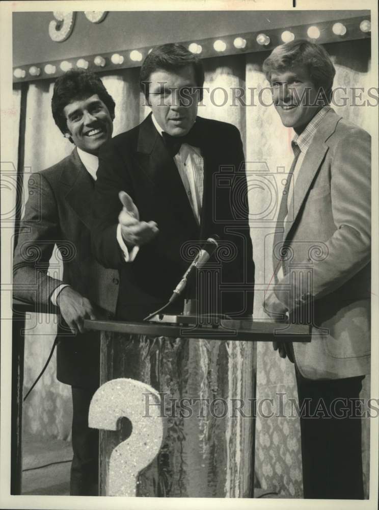 1977 Press Photo Jack Knight with CHiPs Actors - sax03172