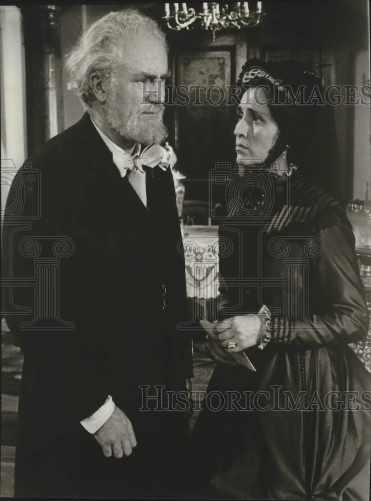 Press Photo Actors Joseph O&#39;Conor and Rosalie Crutchley in Masterpiece Theater- Historic Images