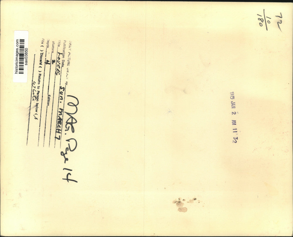 1975 Press Photo Actors Ryan O'Neal and Marisa Berenson in "Barry Lyndon" Movie