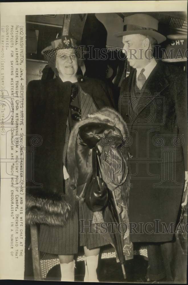 Press Photo Maine Senator Owen Brewster and Wife at Washington National Airport- Historic Images