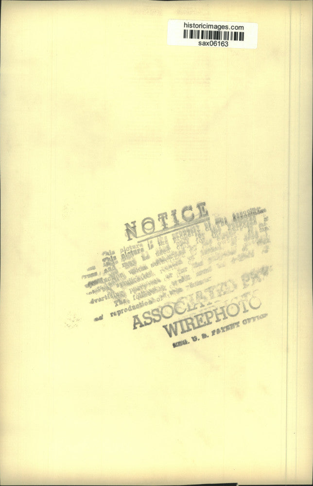 1953 Press Photo The Dean of Westminster and Other with St. Edward's Crown