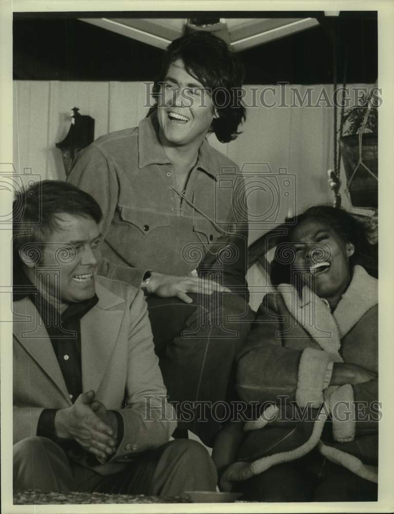 Press Photo Entertainer Wayne Newton with co-stars - sax06618
