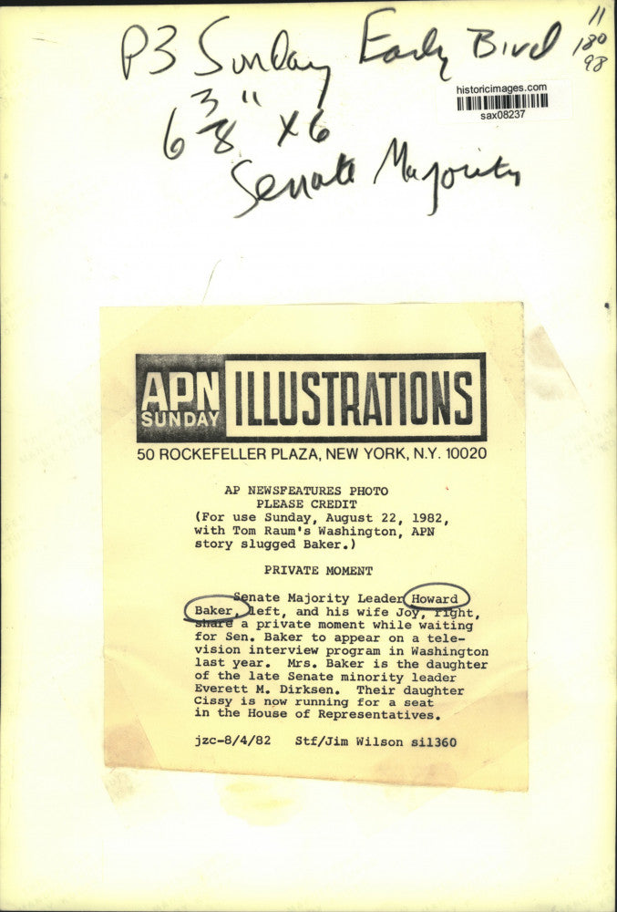 1982 Press Photo Howard Baker, Senate Leader with Wife Joy in Washington