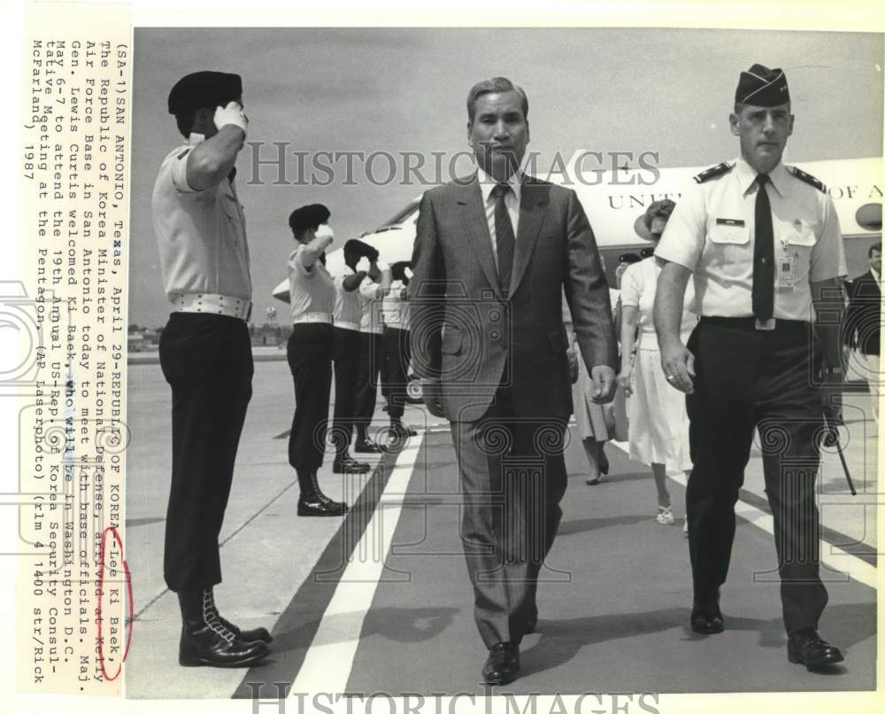 1987 Press Photo Lee Ki Baek, Republic of Korea Minister of National Defense