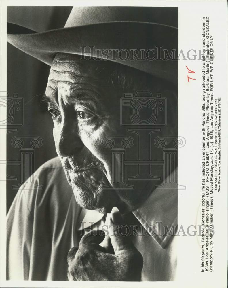 1985 Press Photo Radio Singer Pedro J. Gonzalez - sax09236