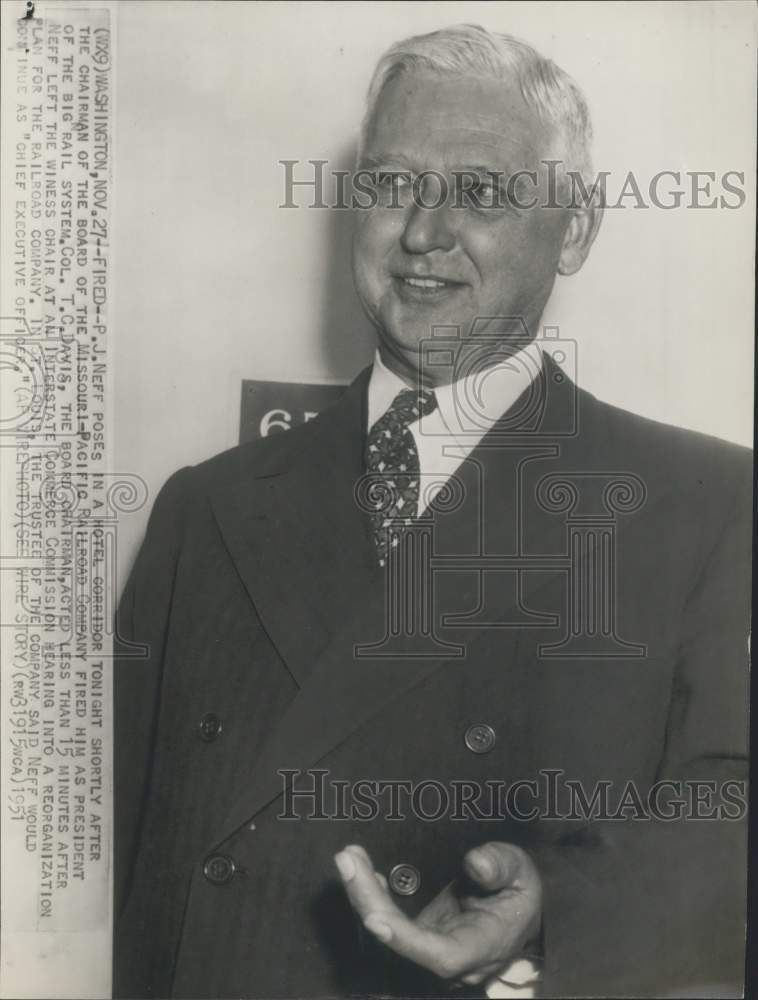 1951 Press Photo P.J. Neff in Washington hotel corridor after being fired