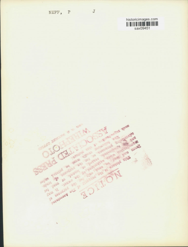 1951 Press Photo P.J. Neff in Washington hotel corridor after being fired