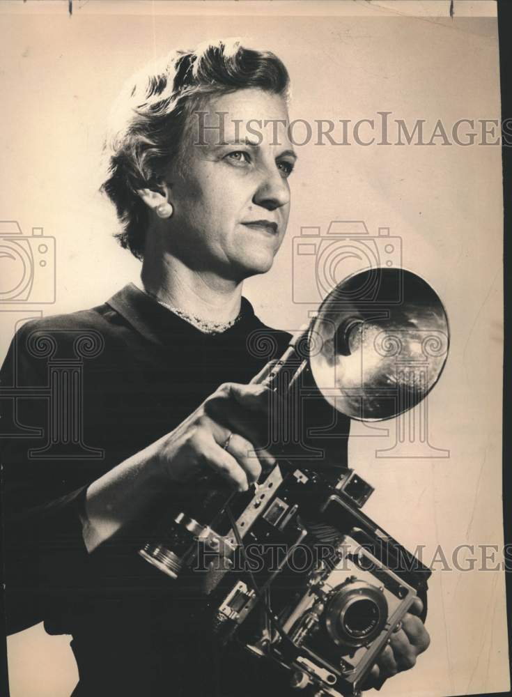 Press Photo Myrtle Oefinger, Assistant Women's editor, school editor, Texas- Historic Images