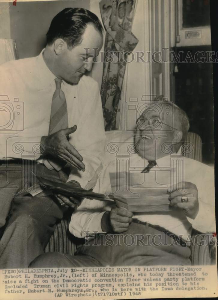 1948 Press Photo Mayor Hubert H. Humphrey, Jr., with his father, Philadelphia- Historic Images