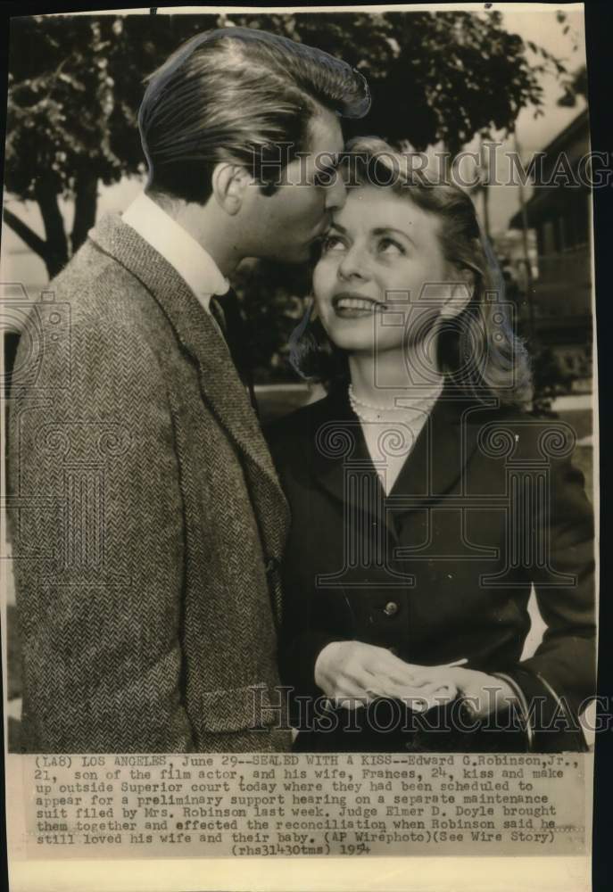 1954 Press Photo Edward Jr. & Frances Robinson Kiss, Make-Up in Los Angeles- Historic Images