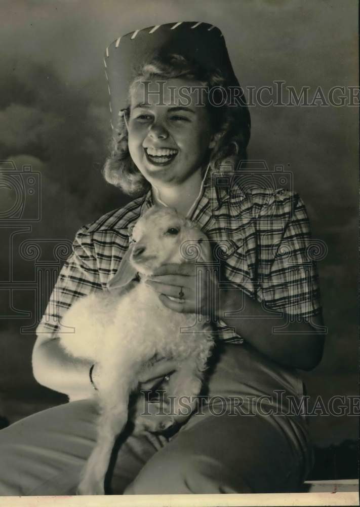 1946 Press Photo Kathryn Ross, "Miss Mohair of 1946 Show," Sonora, Texas