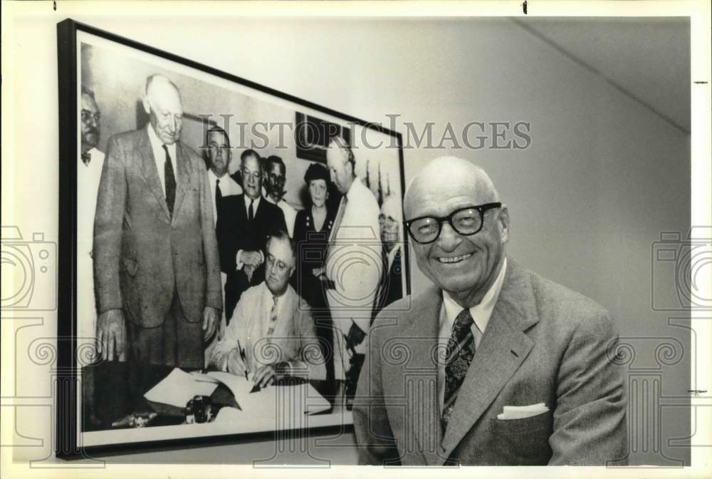 1987 Press Photo James Roosevelt in Washington D.C. - sax12884