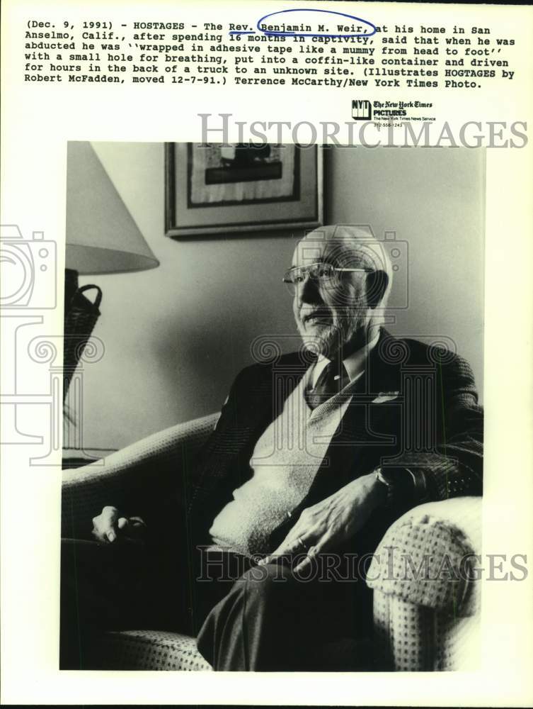 1991 Press Photo Freed Hostage Reverend Benjamin M. Weir at Home, San Anselmo- Historic Images