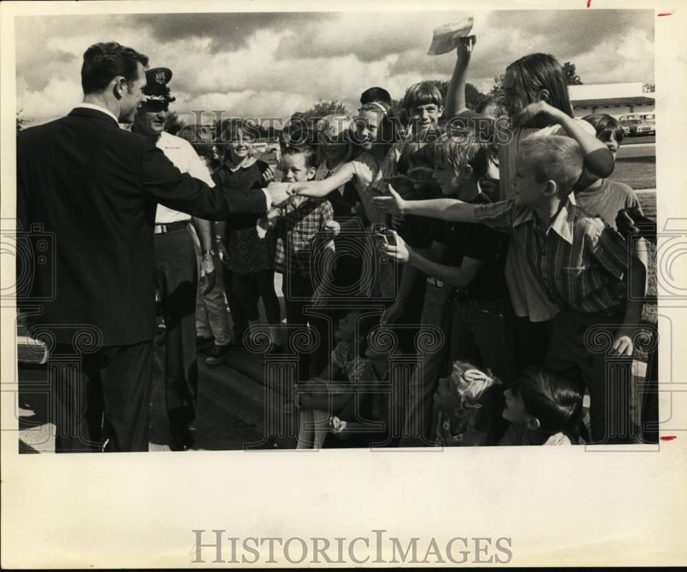 1971 Press Photo Astronaut David Scott visiting San Antonio, Texas - sax15349- Historic Images