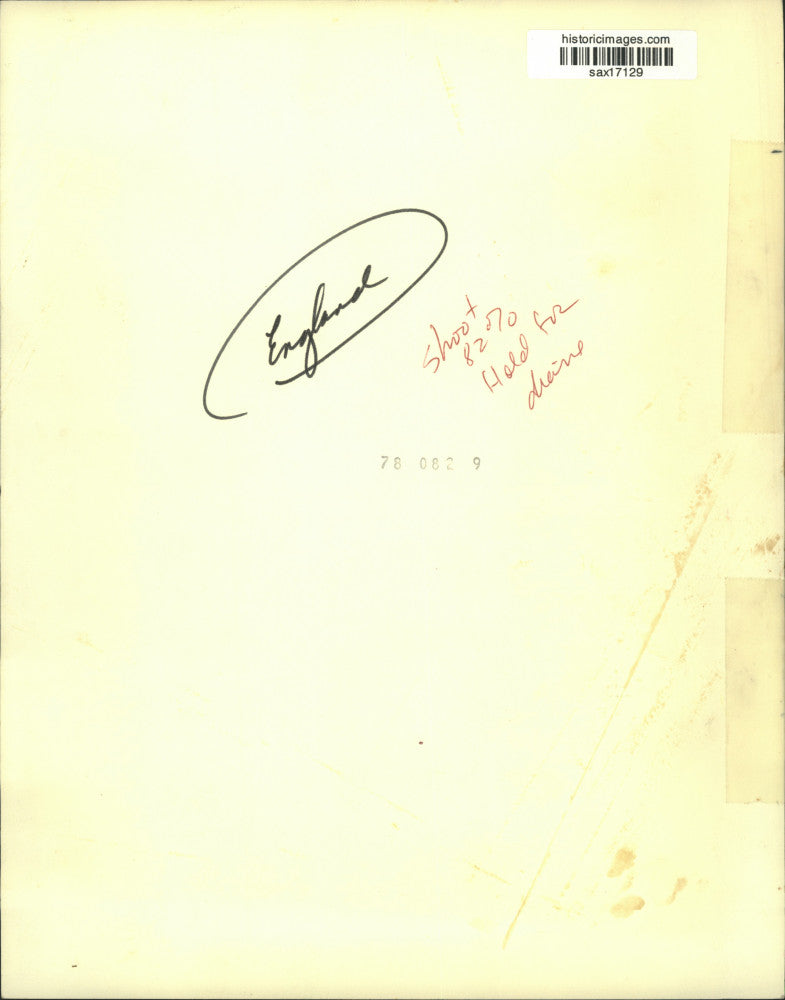 Press Photo Member of the Royal Guard in England - sax17129